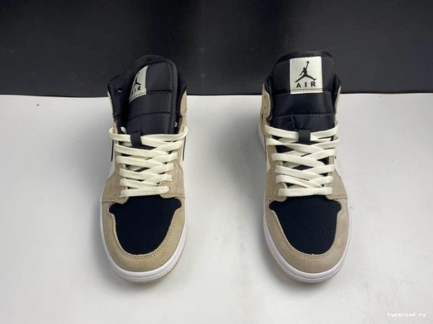 -800 Mid 1 'Barely Jordan BQ6472 Air Orange' 0705